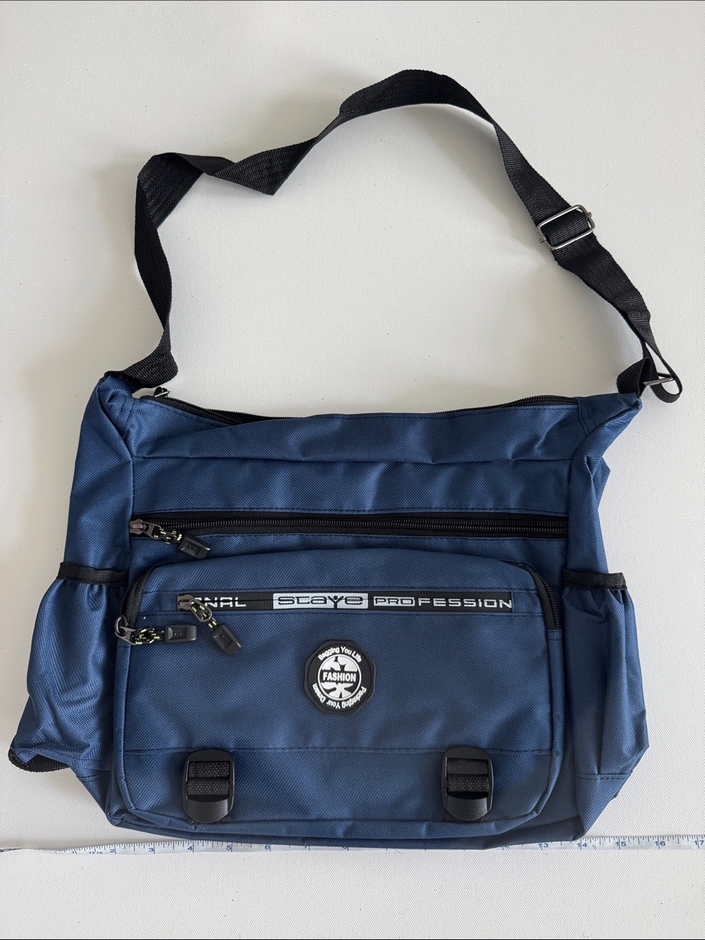 al Men's Messenger Bag in Navy